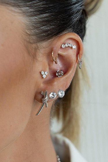 ���� Classic Earrings 14K 